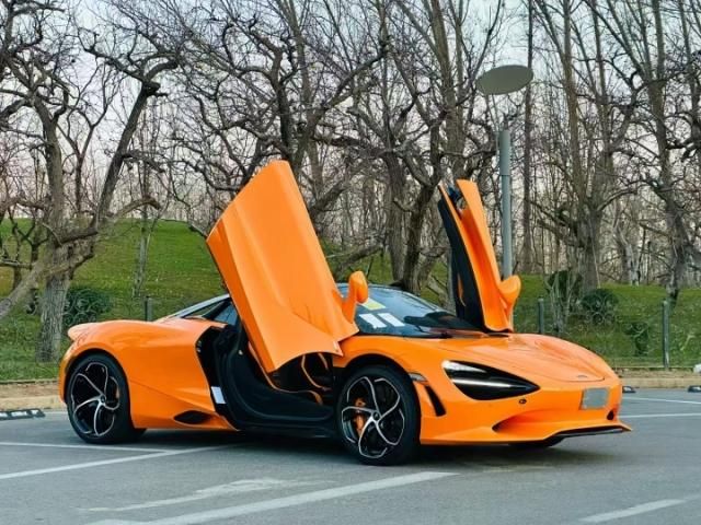 全新25款迈凯伦750s spider震撼来袭国内唯一经销商
