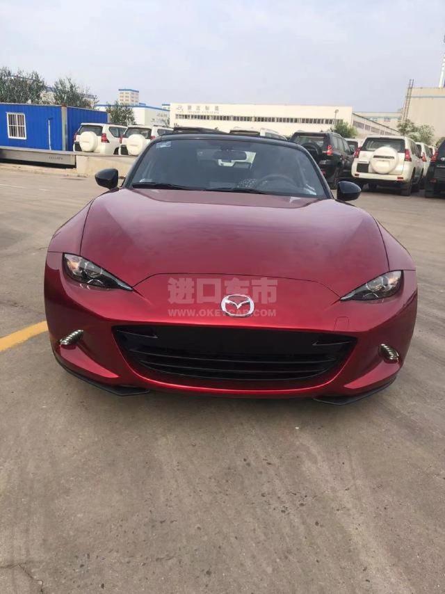 墨版2023款 马自达mx-5 2.0l 手动 软顶敞篷