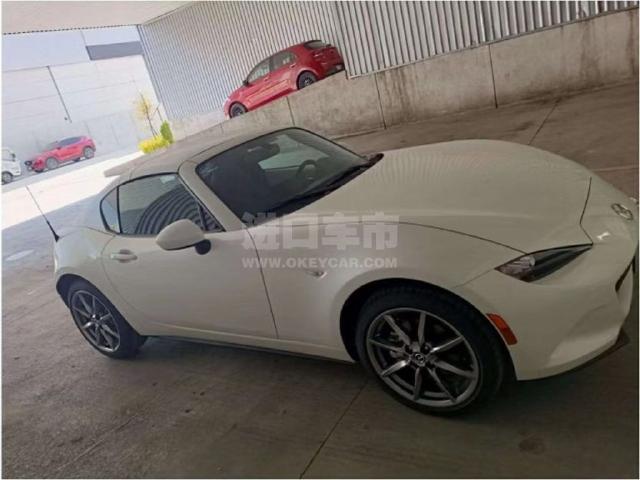 墨版2024款 马自达mx-5 2.0l 手动 软顶敞篷