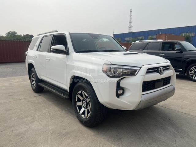 加版2023款 丰田超霸 4.0l trd off road越野