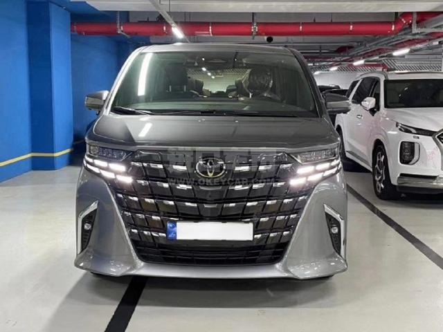 欧版2024款 丰田埃尔法 2.5l 油电混动 四驱 韩版