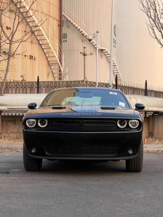 欧版2023款 道奇挑战者 3.6l 四驱 sxt