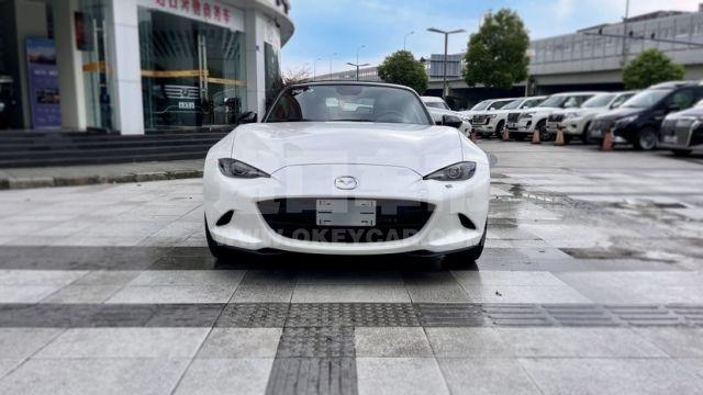 墨版2024款 马自达mx-5 2.0l 手动 软顶敞篷