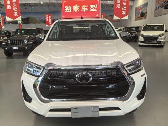 墨版2023款 丰田海拉克斯 2.8t 自动 柴油
