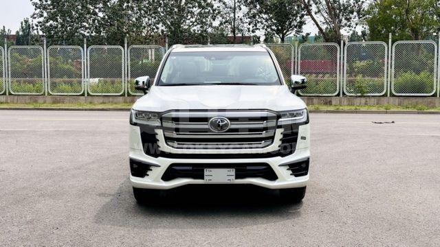 中东版2023款 丰田酷路泽3500 3.5t vx 三差 mts 前加热通风 雷测