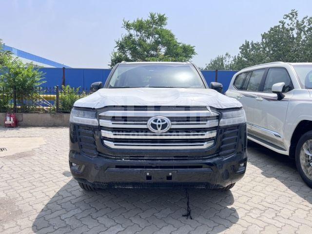 中东版2024款 丰田酷路泽4000 4.0l gx-r 8气 20轮