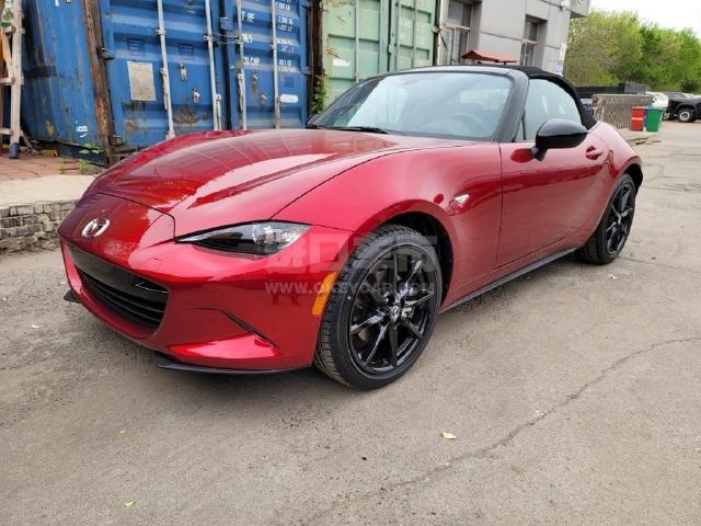 墨版2023款 马自达mx-5 2.0l 手动 软顶敞篷